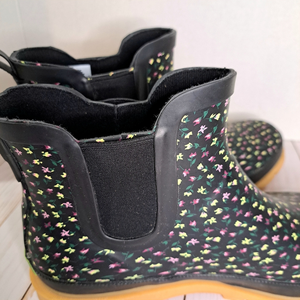 Western Chief Chelsea Ankle Rain Boot - Picture 6 of 9